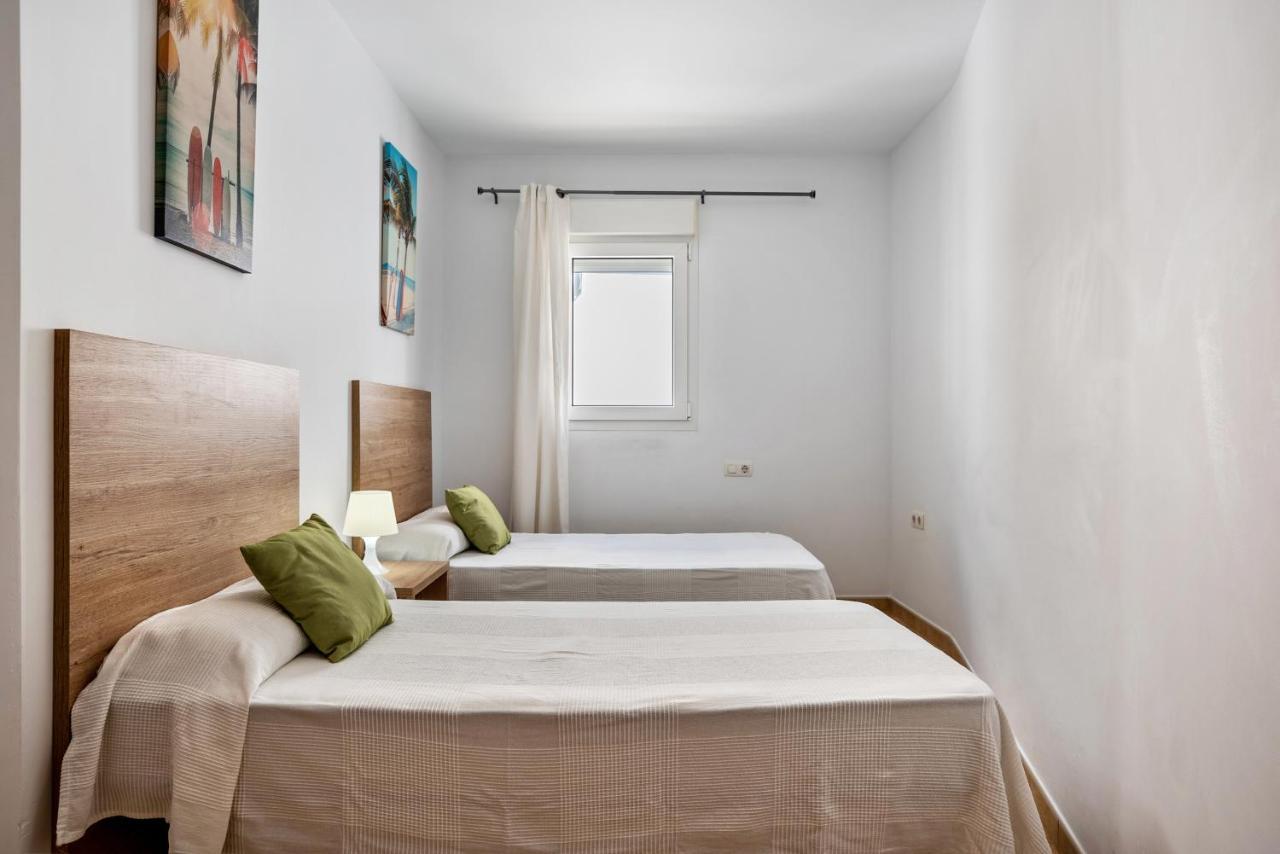 Casa Senores Cura 1 - Solo Familias Apartment Conil De La Frontera
